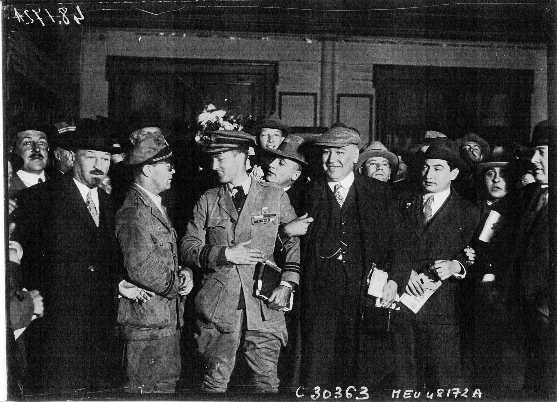 Arrivée de Byrd Gare Saint-Lazare : Byrd et Naville : [photographie de presse] / Agence Meurisse