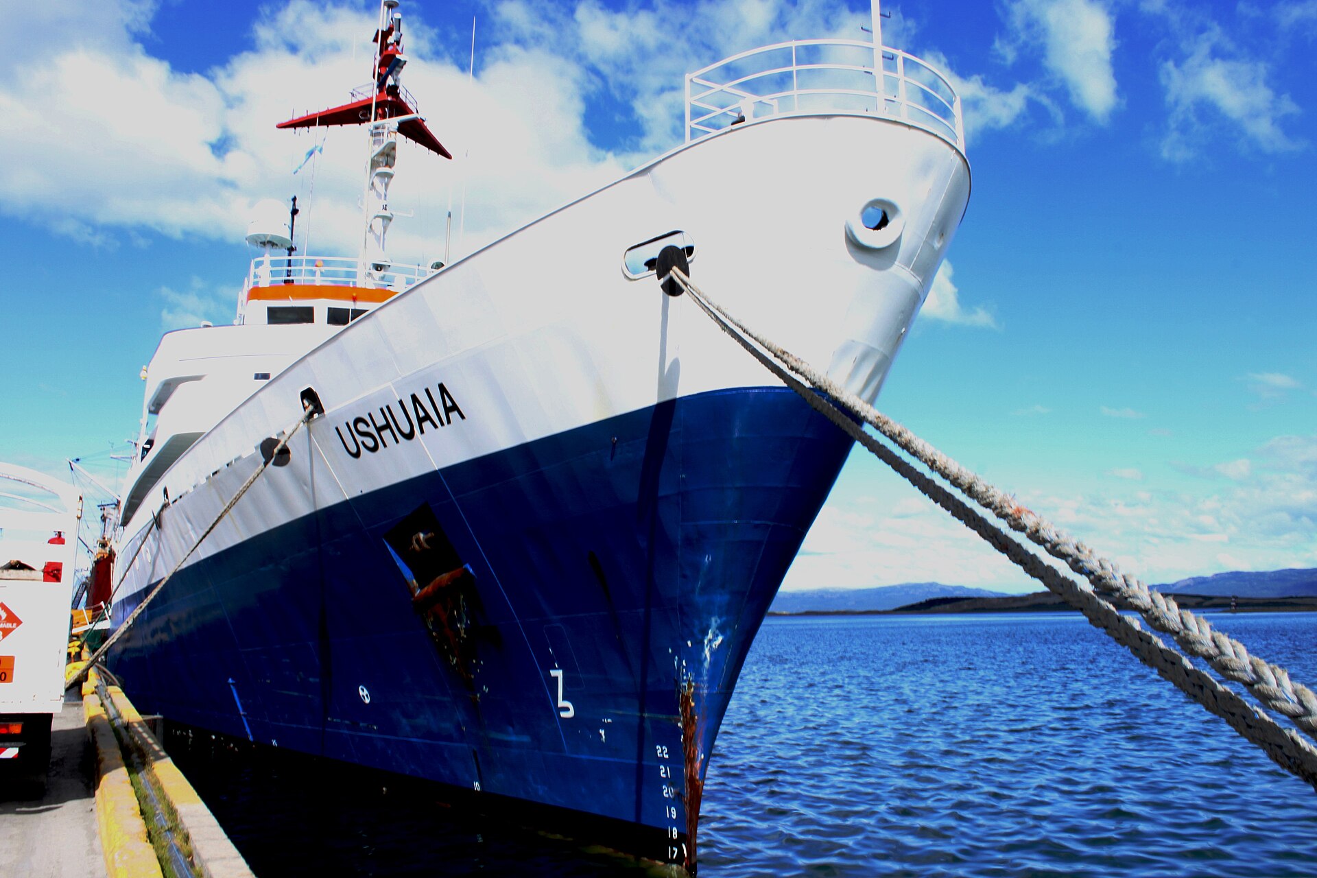 MV Ushuaia at dock