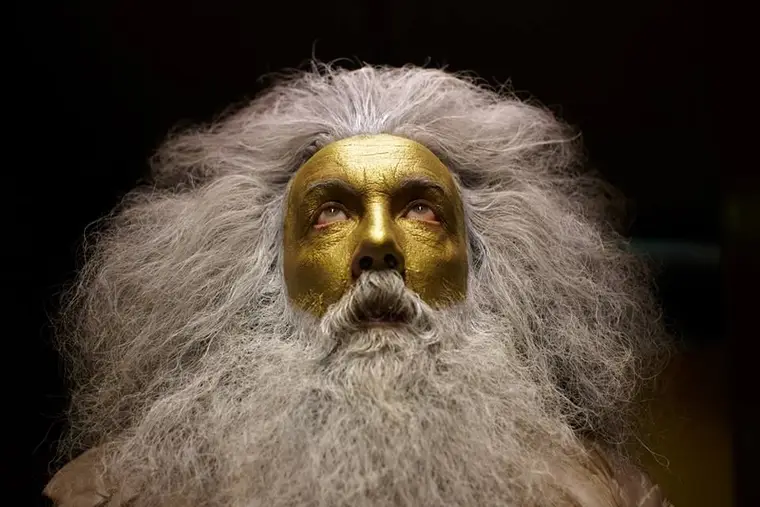 A Esquerda Mágica de Alan Moore: Como o Cômico Influenciou a Política e a Espiritualidade