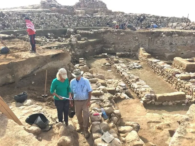 A Geografia Sagrada da Cidade de Jerusalém: A Interseção de Tradições Esotéricas