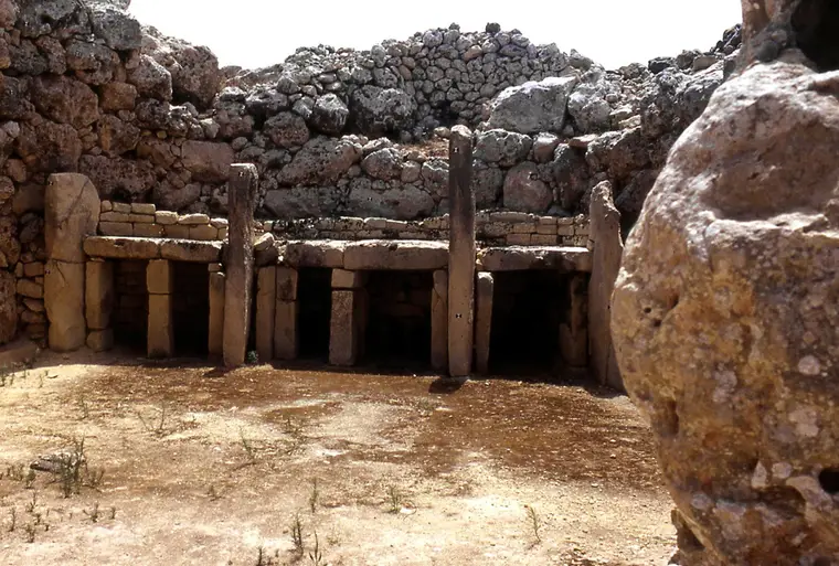 A Ilha de Malta: O Significado Histórico e Espiritual na Tradição Mediterrânea
