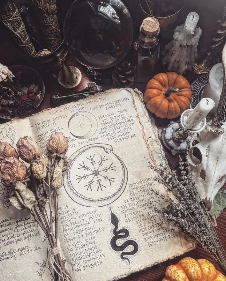 A Influência Nórdica na Magia Moderna: Do Seidr ao Wicca