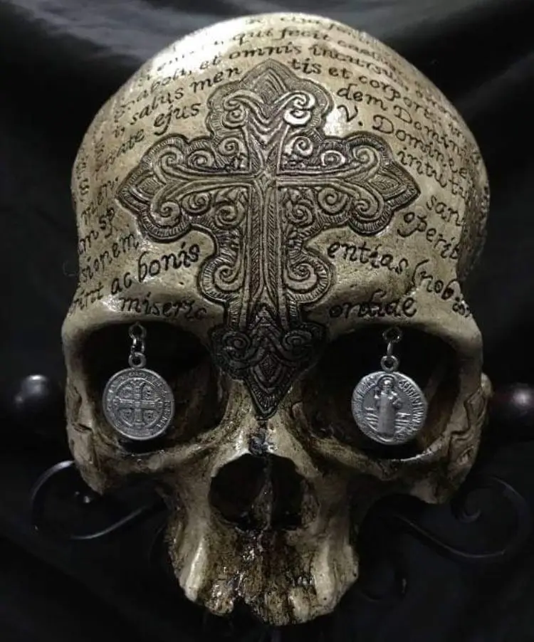 A Necromancia na Era Medieval: Práticas mágicas e superstições