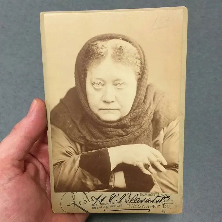 A Teosofia de Blavatsky: A Busca pela Sabedoria Antiga