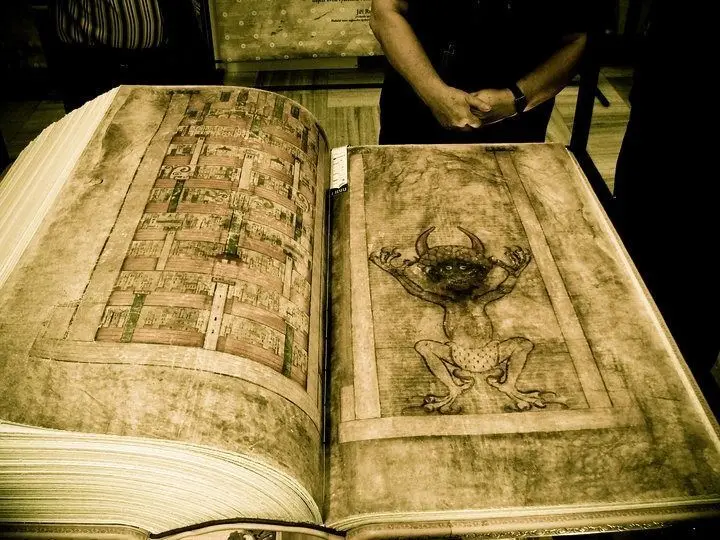 Lemegeton: A História e o Uso do Grimório de Magia Cerimonial