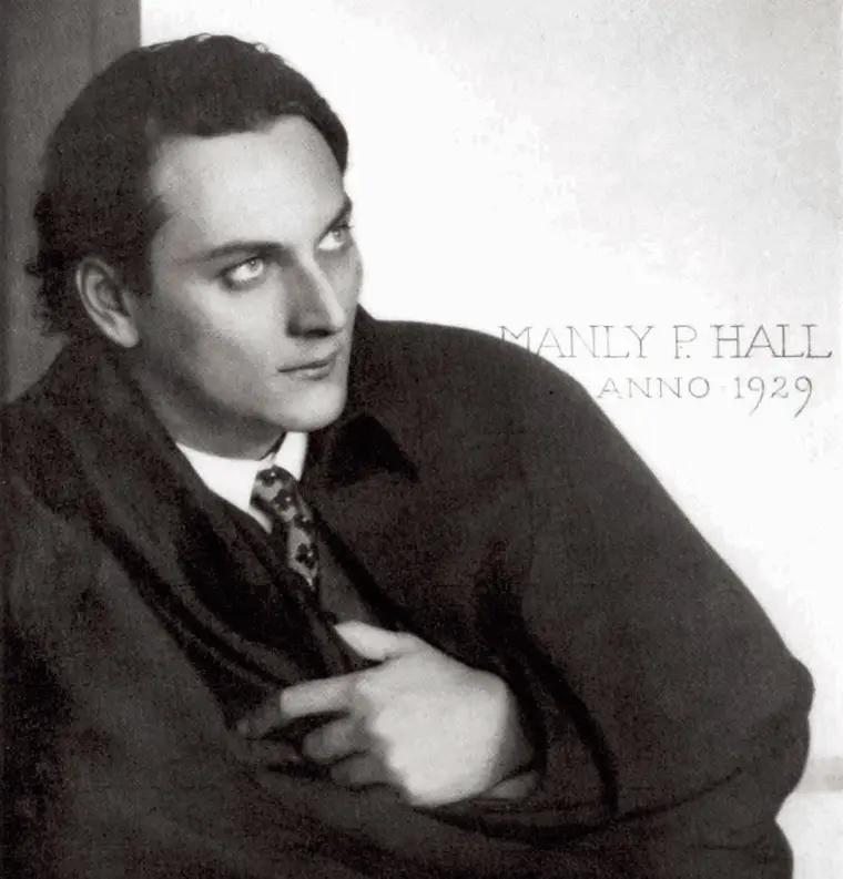 Manly P. Hall: O Mago da Maçonaria