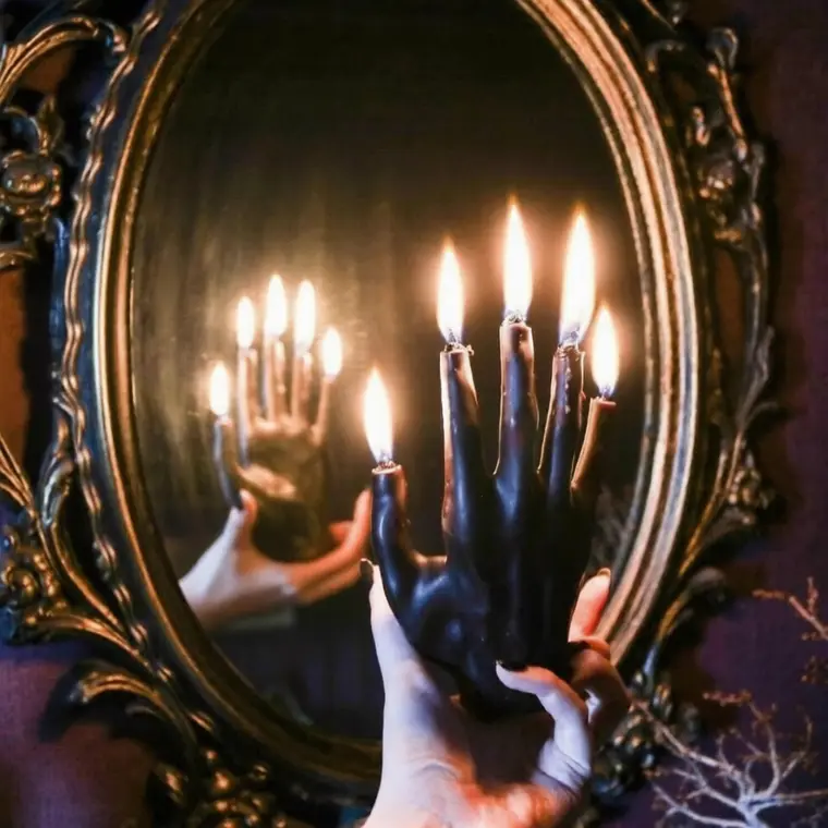 O Diabo no Espelho: Examinando a Lenda do 'Bloody Mary'
