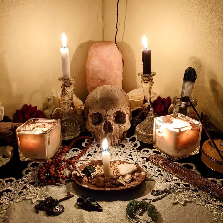O Exorcismo Ortodoxo e sua Diferença em Relação ao Exorcismo Católico