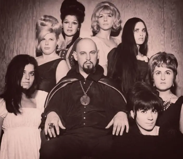 O Satanismo de Anton Szandor LaVey: A Fundação da Igreja de Satã