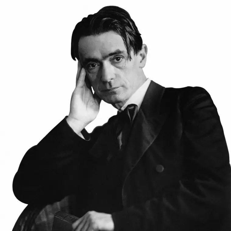 Rudolf Steiner: O Fundador da Antroposofia e sua Contribuição para a Esoterismo